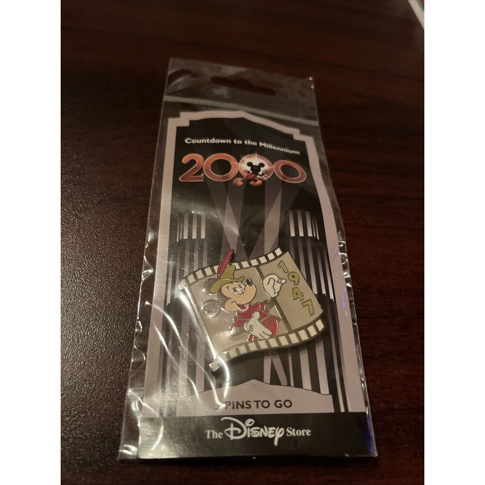 Disney Countdown To The Millennium‎ Mickey Mouse Through The Years 1947 #4 Pin